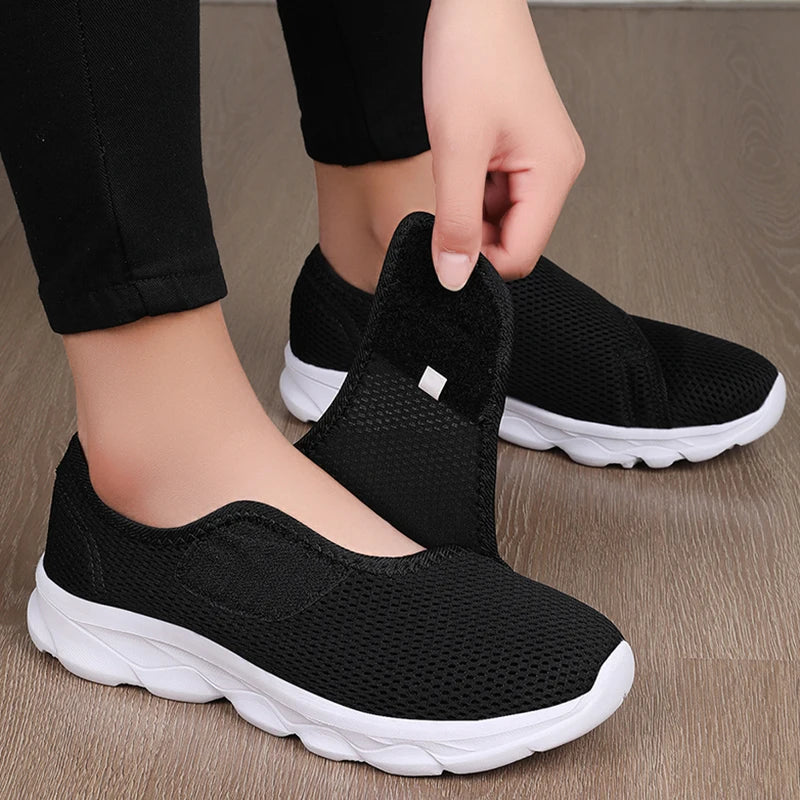 Diabetic shoes for women