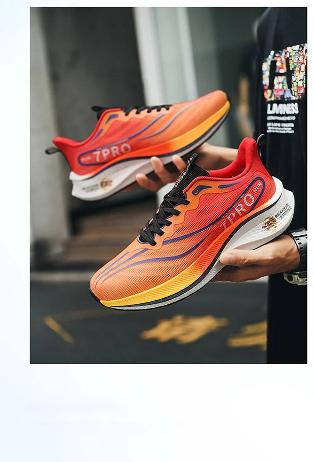 Professional sports shoes with carbon plate