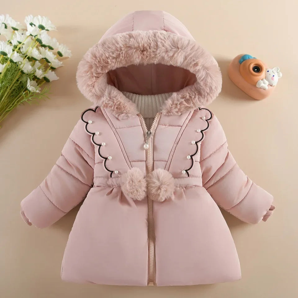 Girls winter coat with zipper closure