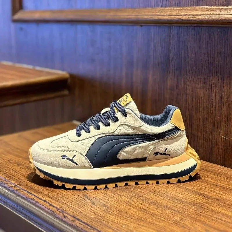 Sports shoes for men