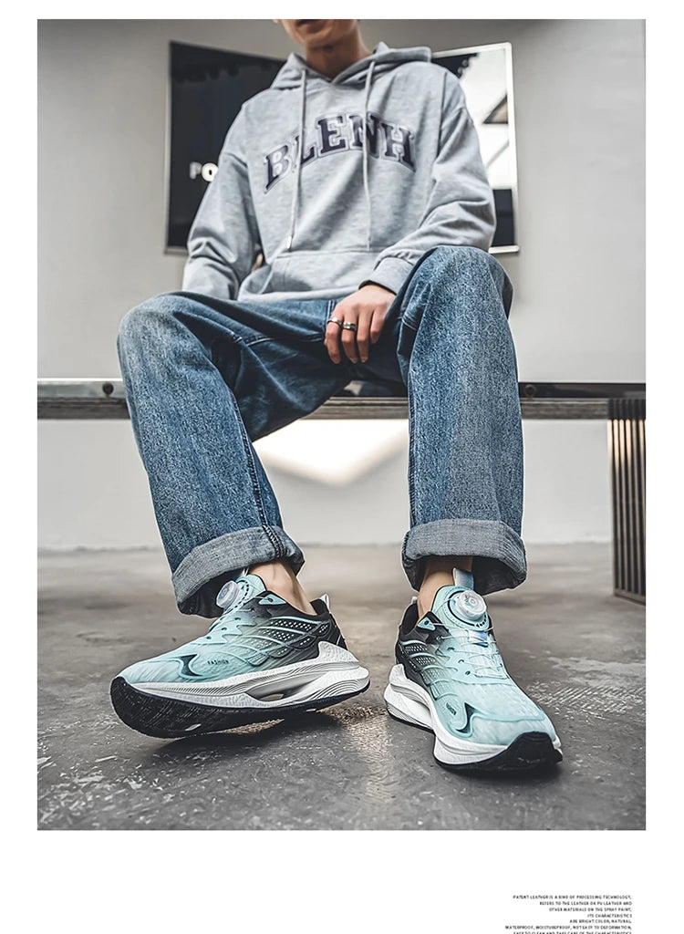 Men's casual sports shoes