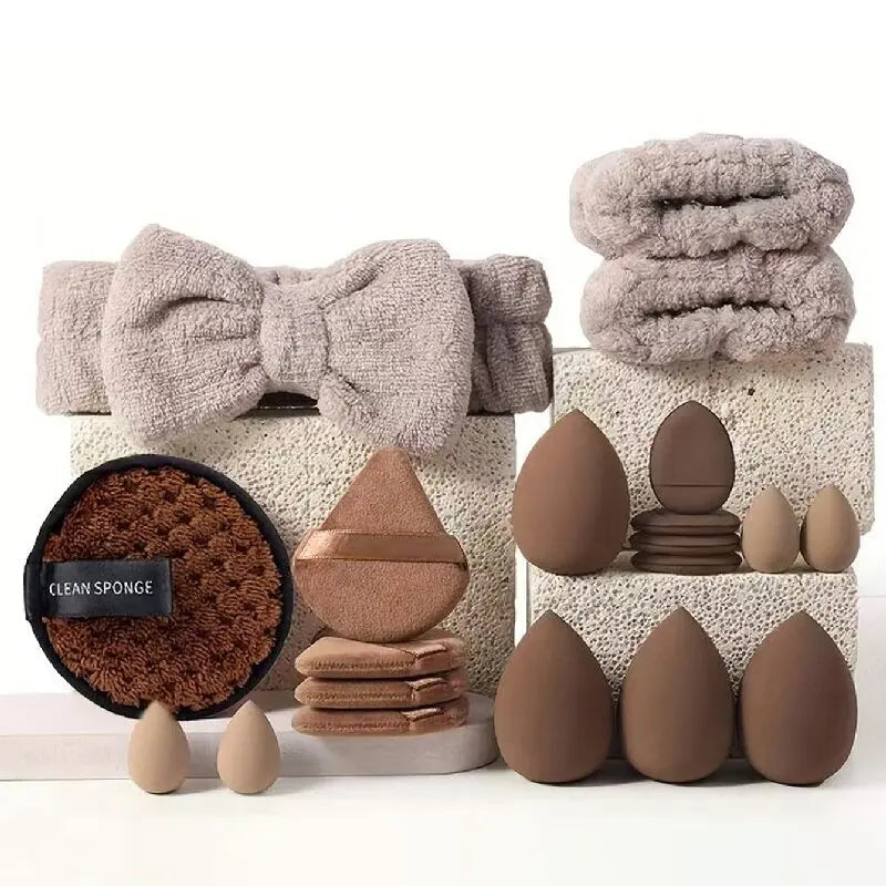 Makeup sponge and brush kit