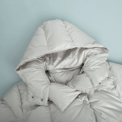 Women's hooded parkas with polyester filling