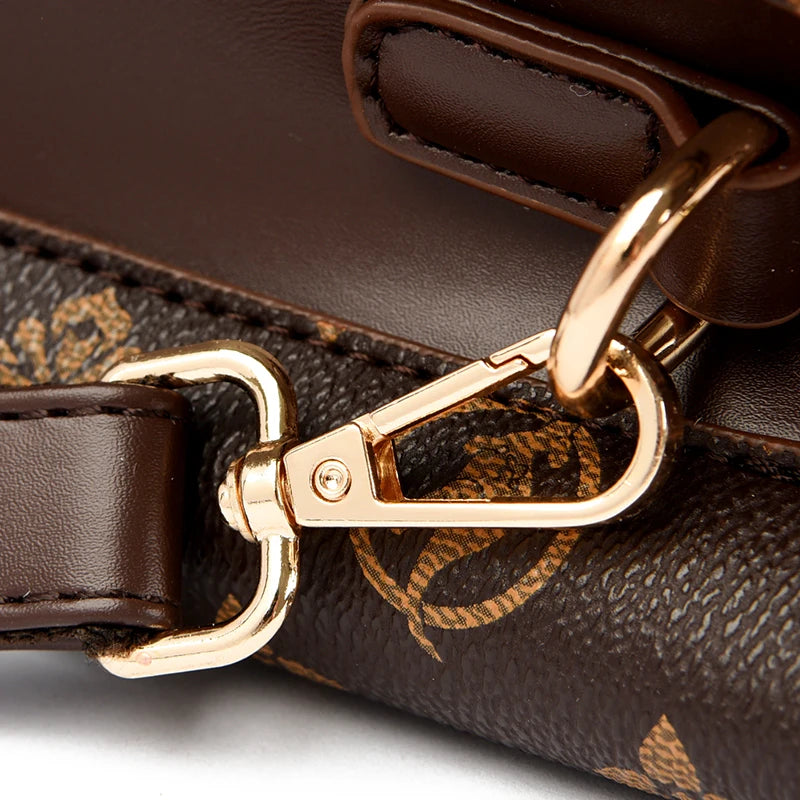 Women's large capacity crossbody