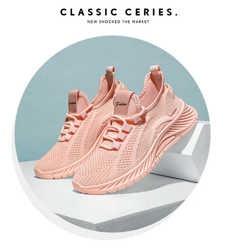 Lace-up casual sneakers