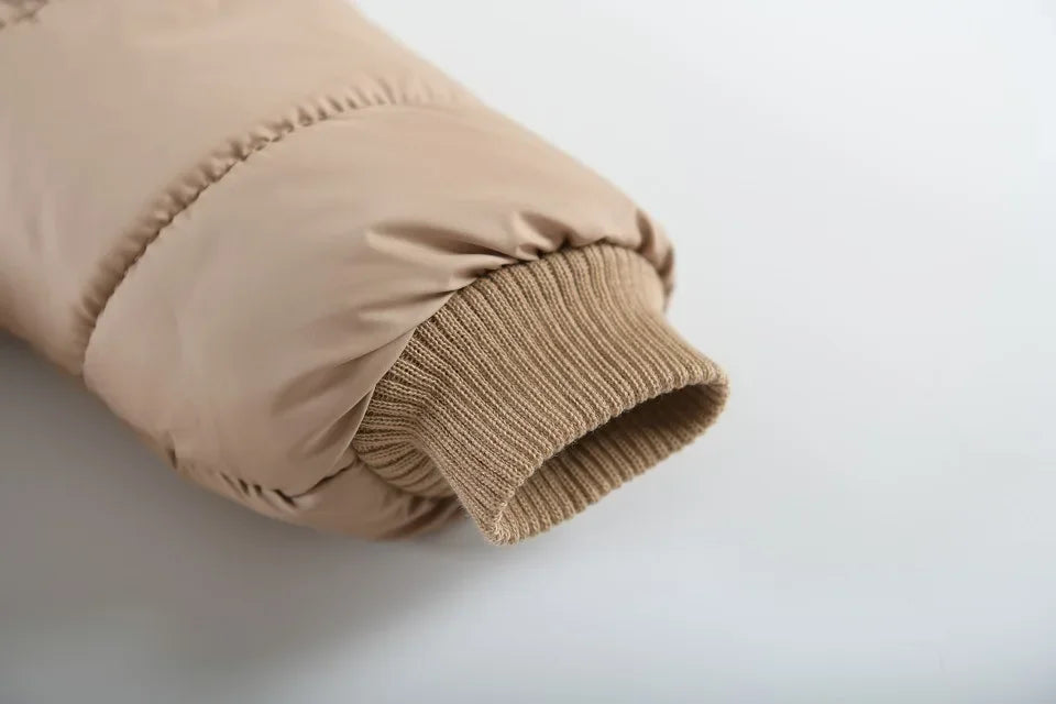 Hooded windproof jacket for young girls