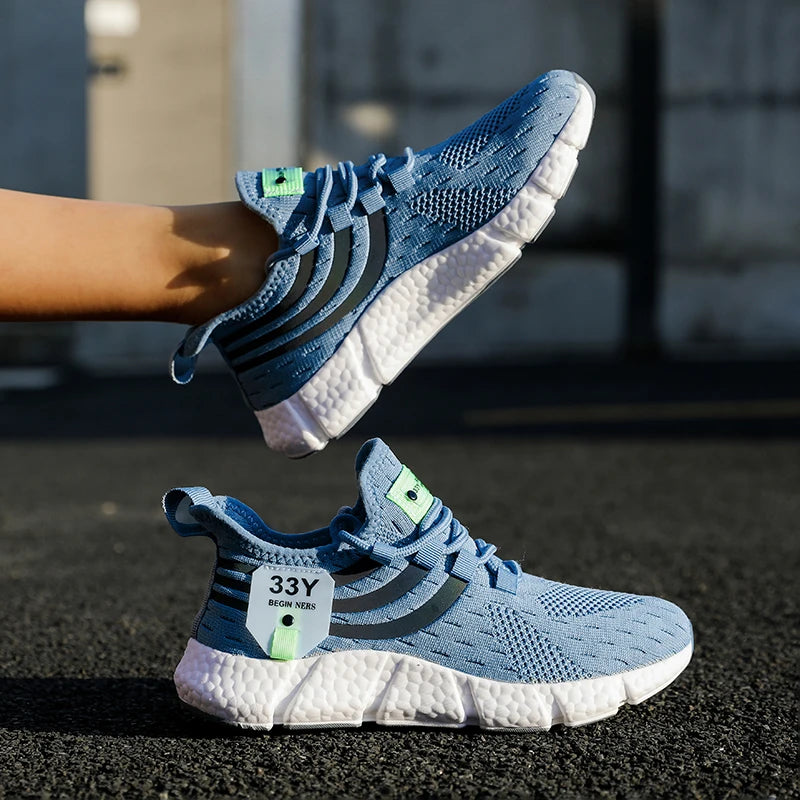 Hard-wearing athletic shoes for men