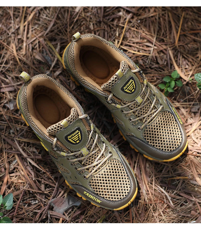 Breathable mesh hiking shoes with eva insole